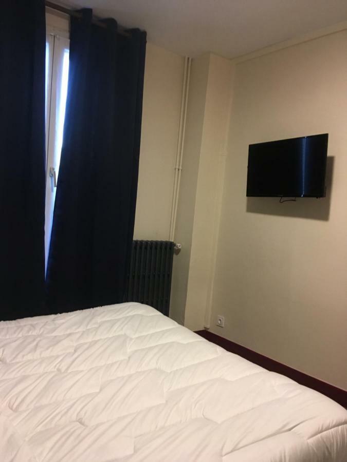 Hotel De Strasbourg Aulnay-sous-Bois Kültér fotó