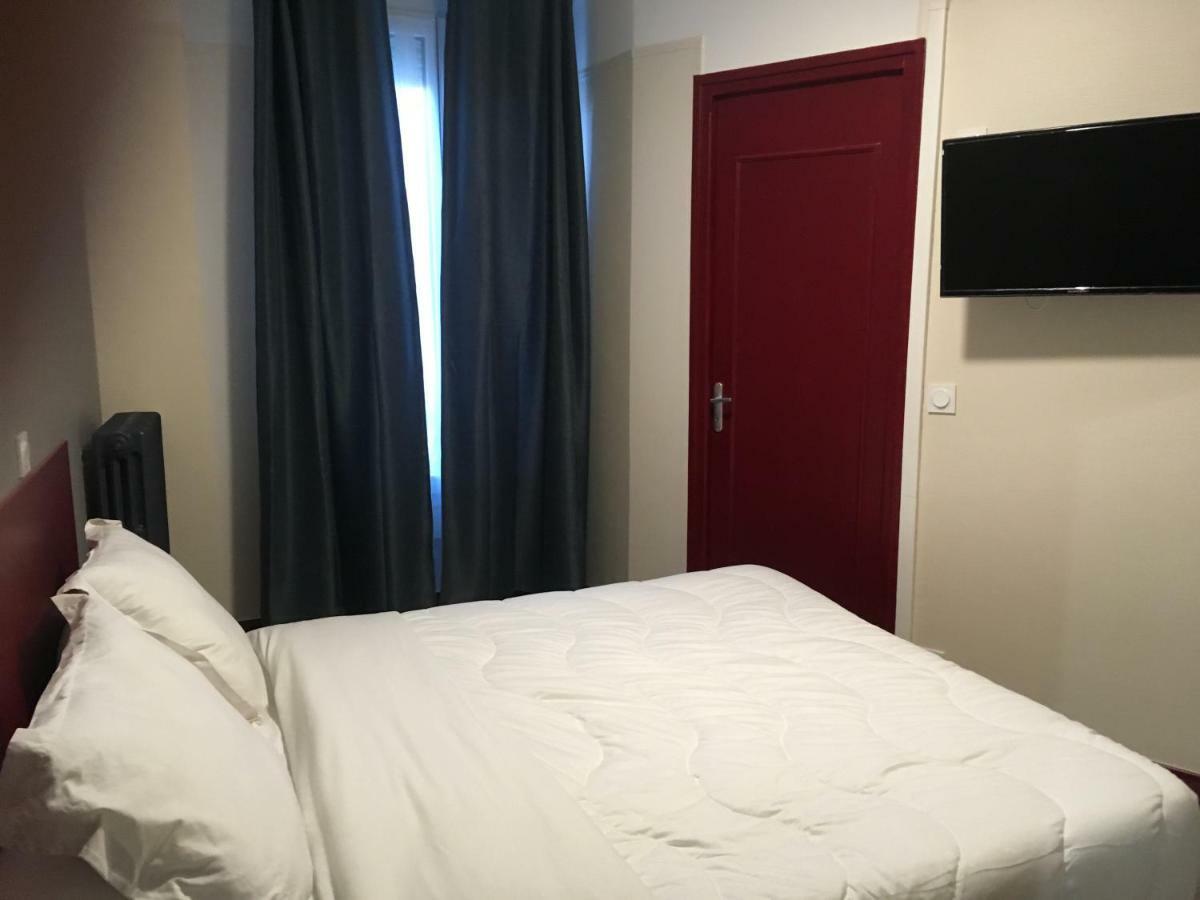 Hotel De Strasbourg Aulnay-sous-Bois Kültér fotó