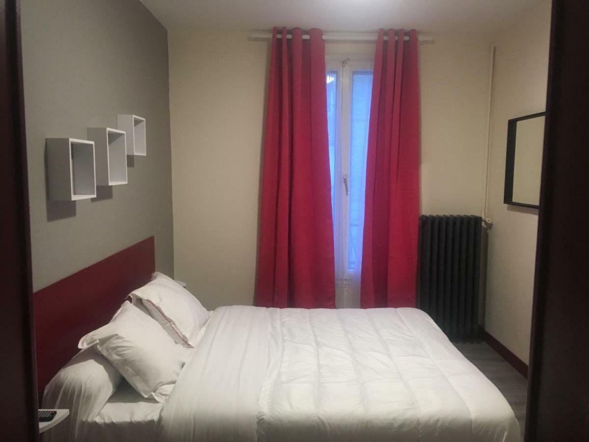 Hotel De Strasbourg Aulnay-sous-Bois Kültér fotó