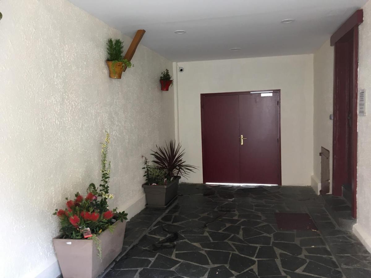 Hotel De Strasbourg Aulnay-sous-Bois Kültér fotó